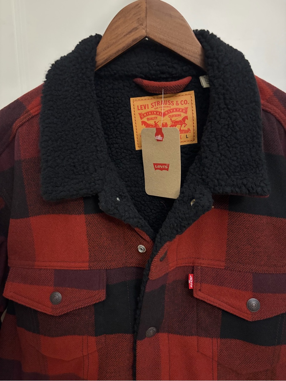 Levi's Men's Red & Black Sherpa-Lined Plaid Jacket